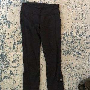 lululemon athletica Pants - Lululemon run inspire crop size 6 lululemon athletica Pants - Lululemon run inspire crop size 6